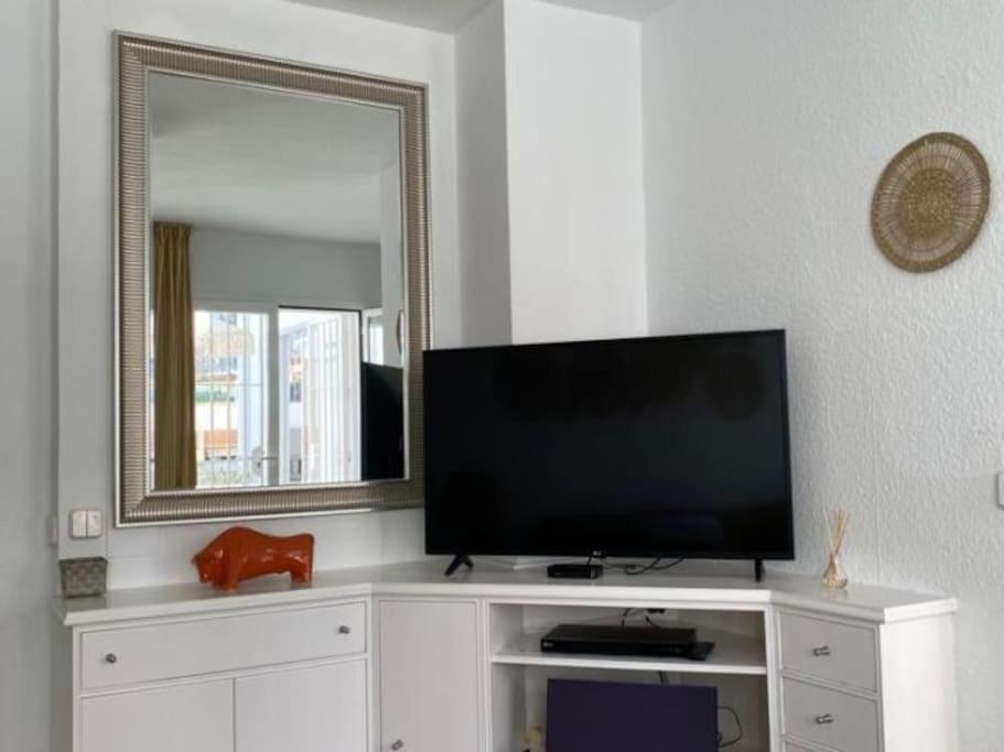 Belissimo Apartment 2 Bedrooms With Patio By Namaste Elite Торремолинос Экстерьер фото
